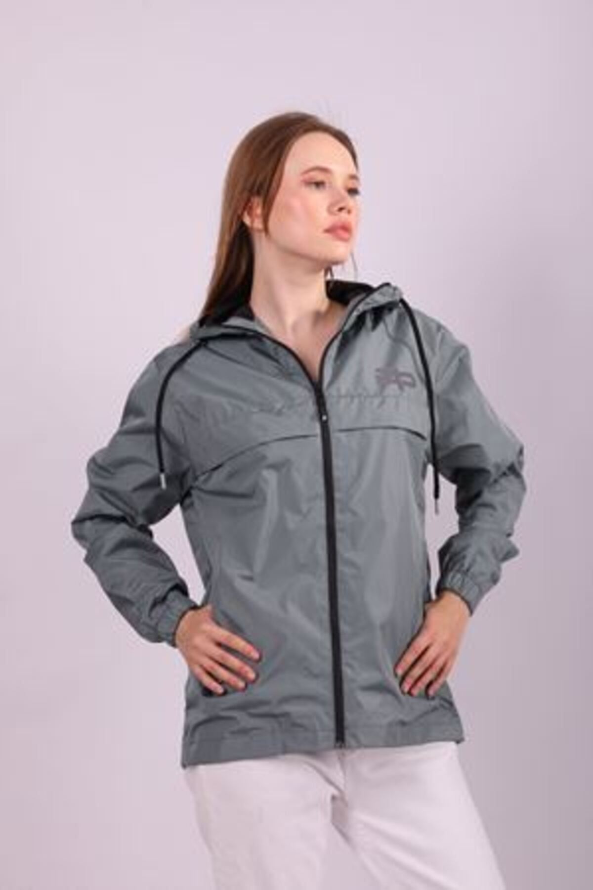 Kadın Içi Astarlı Suya Dayanıklı Kapüşonlu Yağmurluk