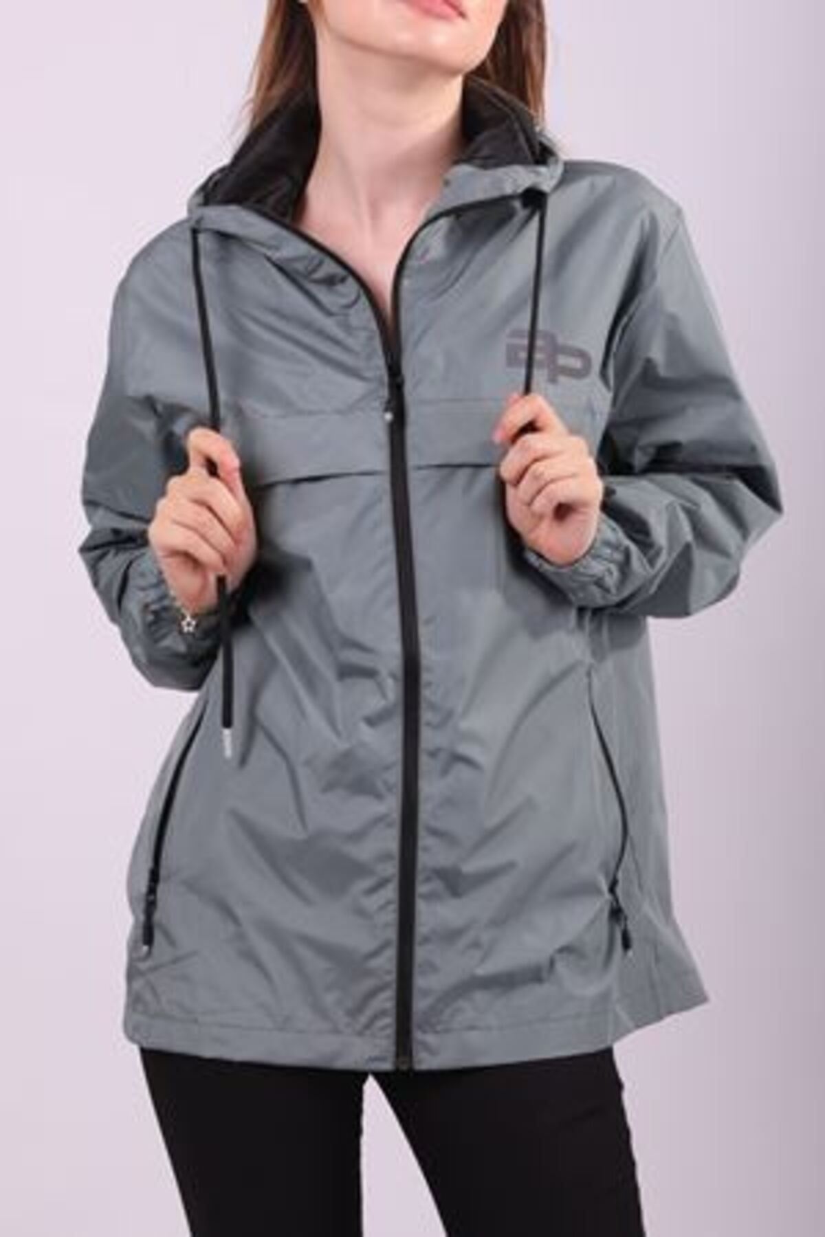 Kadın Içi Astarlı Suya Dayanıklı Kapüşonlu Yağmurluk