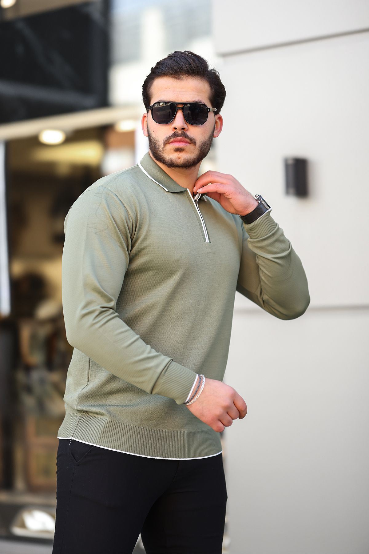 Fermuar Yaka Çizgi Detaylı Erkek Kazak