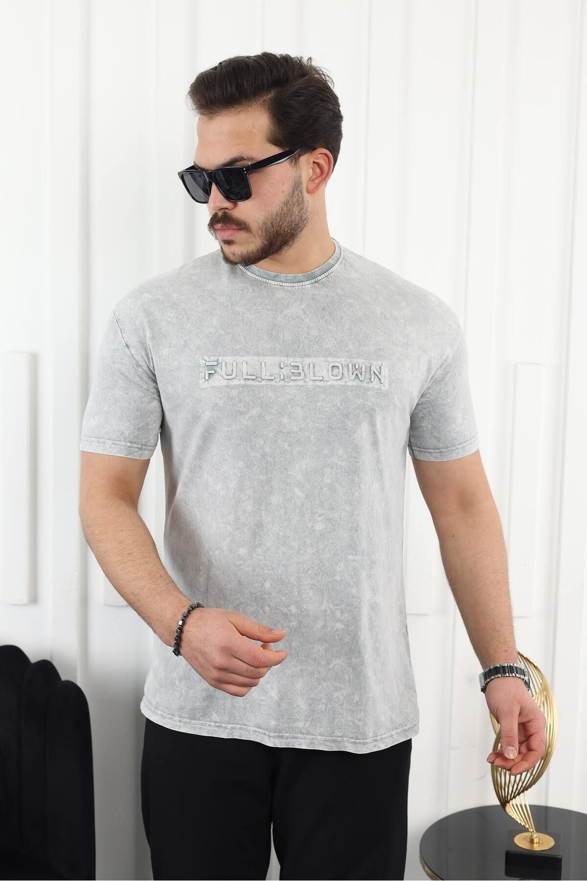 Kabartma Baskılı T-Shirt