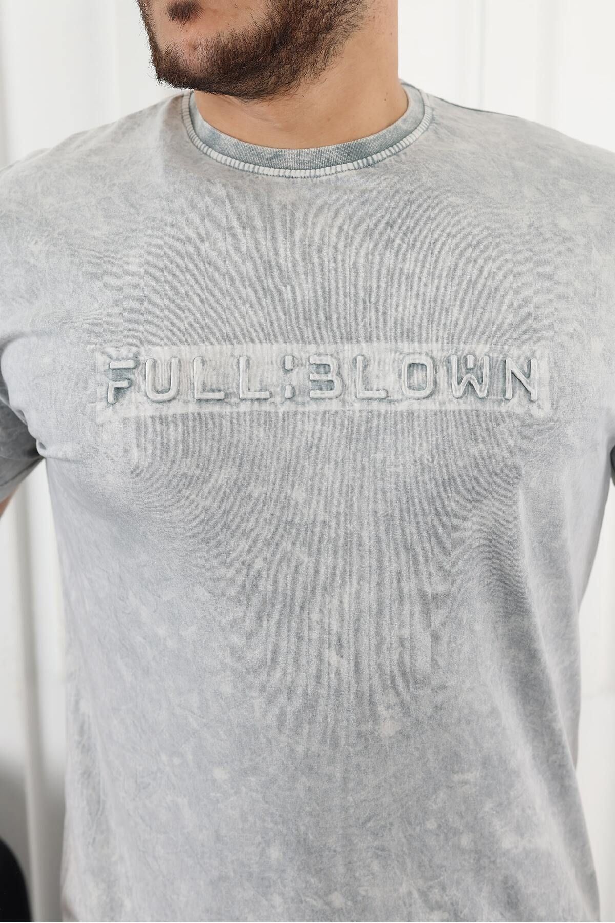 Kabartma Baskılı T-Shirt