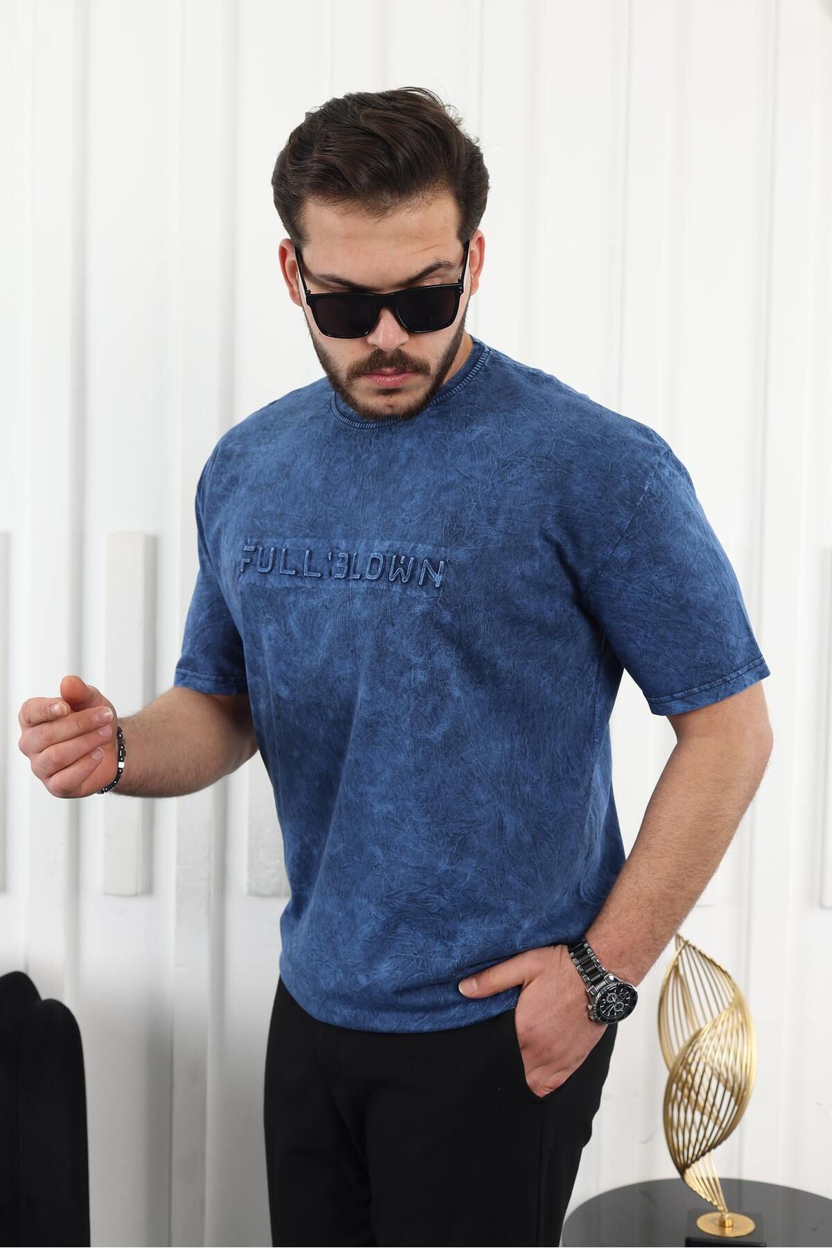 Kabartma Baskılı T-Shirt