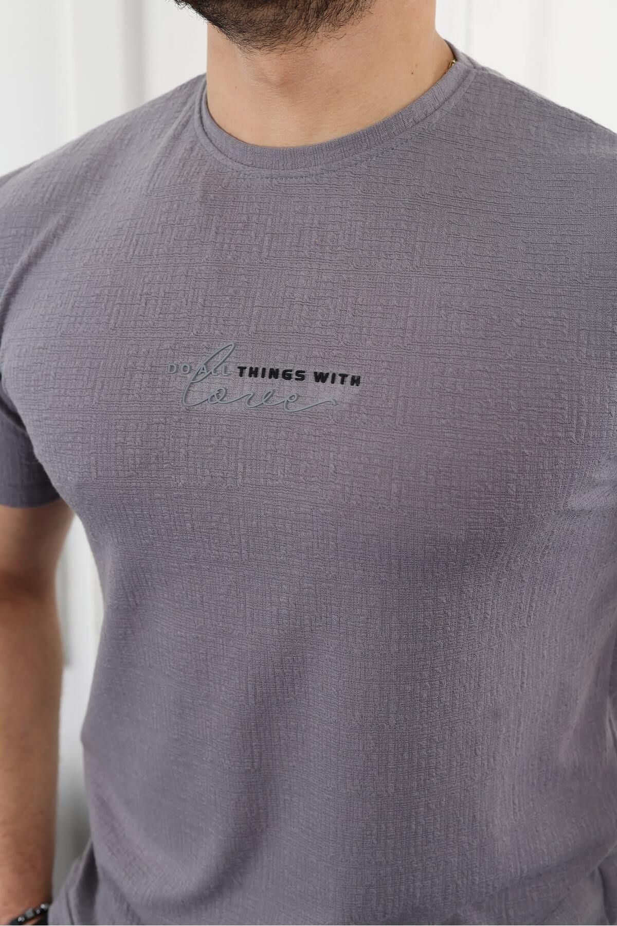 Kendinden Desenli Baskılı T-Shirt