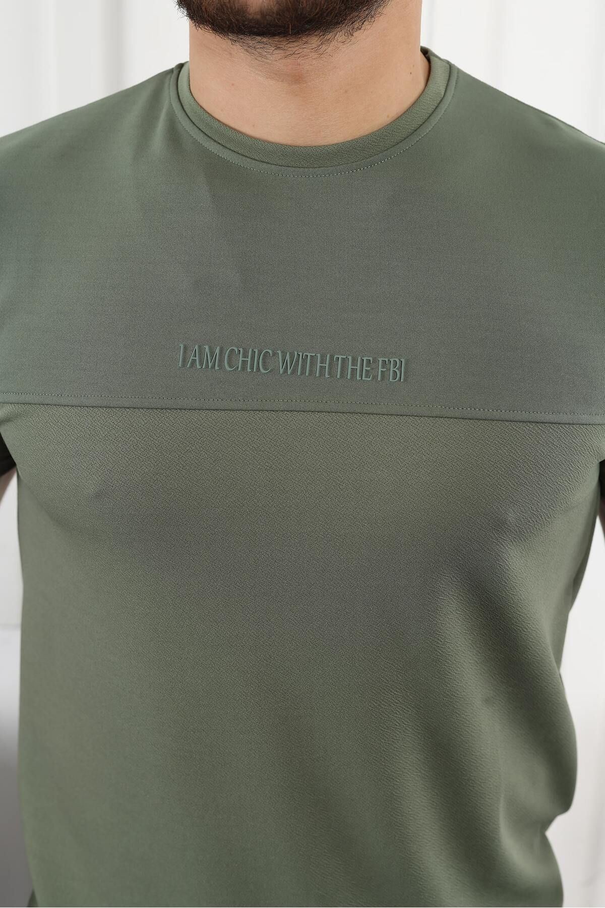 Şerit Detaylı Baskılı T-Shirt