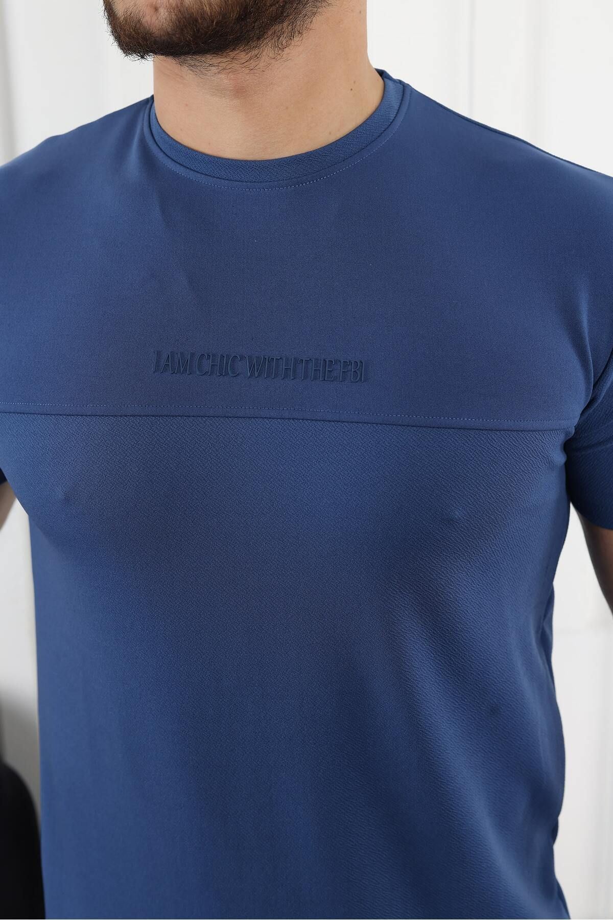 Şerit Detaylı Baskılı T-Shirt