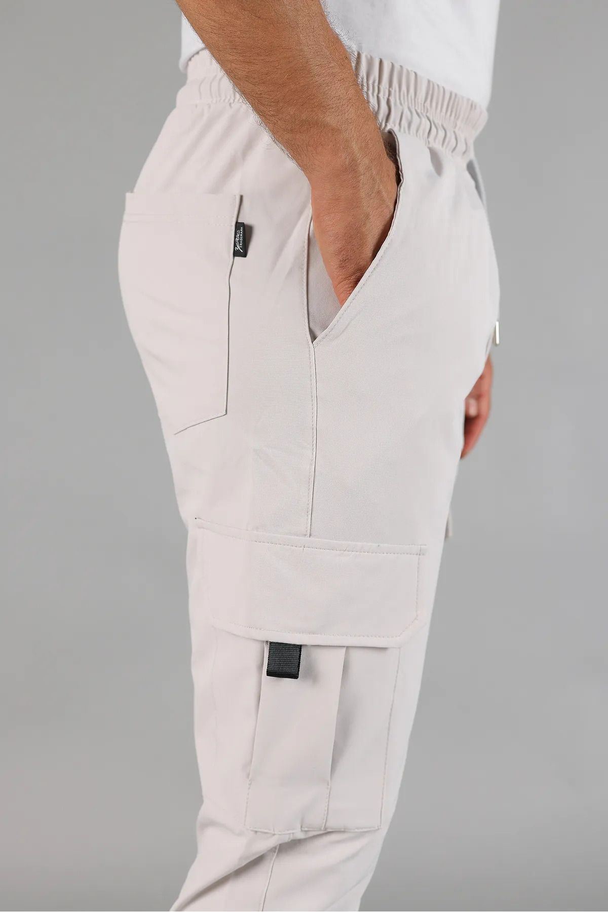 Erkek Kargo Cepli Fermuar Detaylı Jogger Gri Paraşüt Pantolon