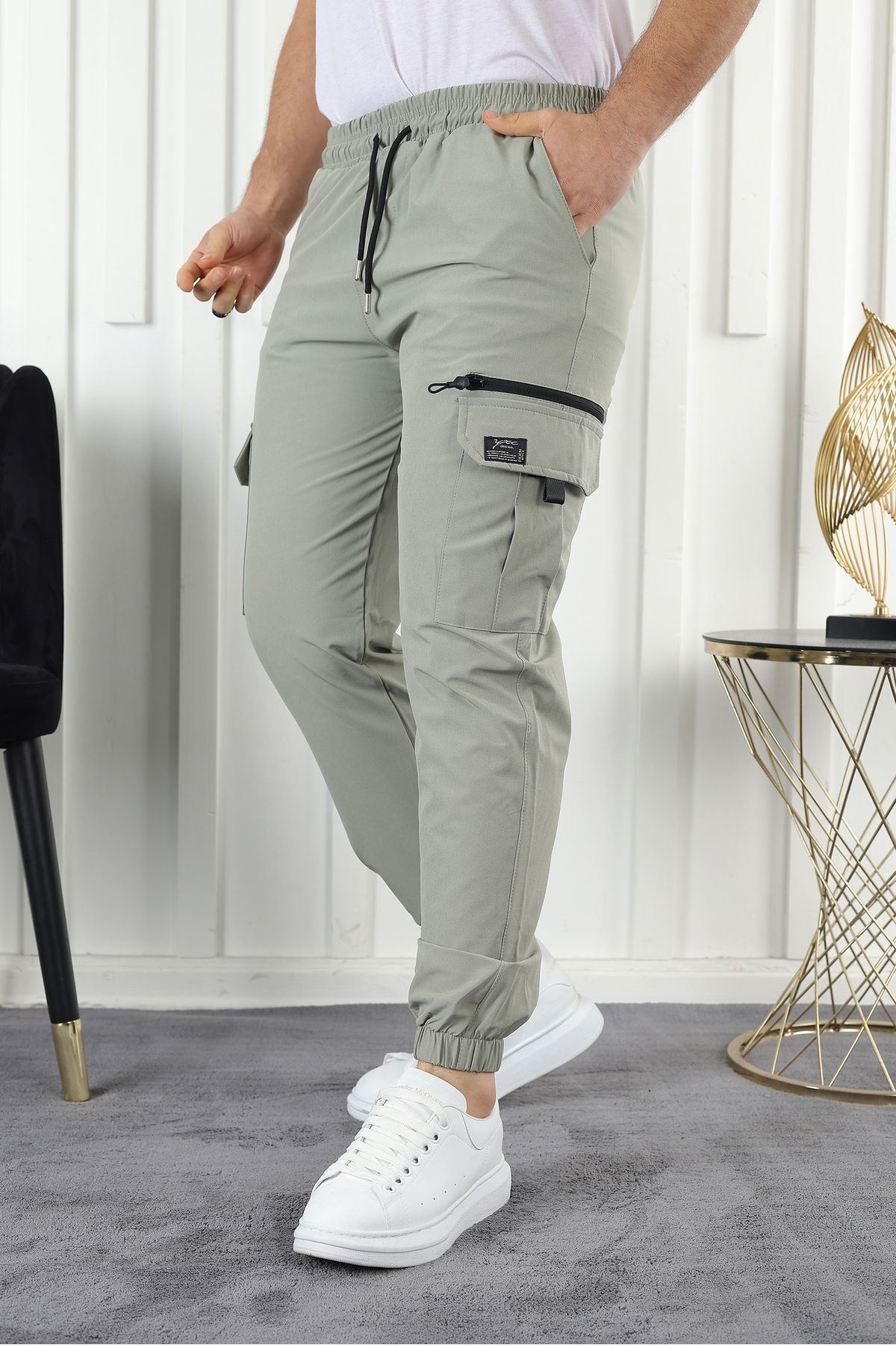 Paraşüt Kumaş Lastik Paça Kargo Cepli Fermuar Detaylı Dar Kesim Jogger Pantolon