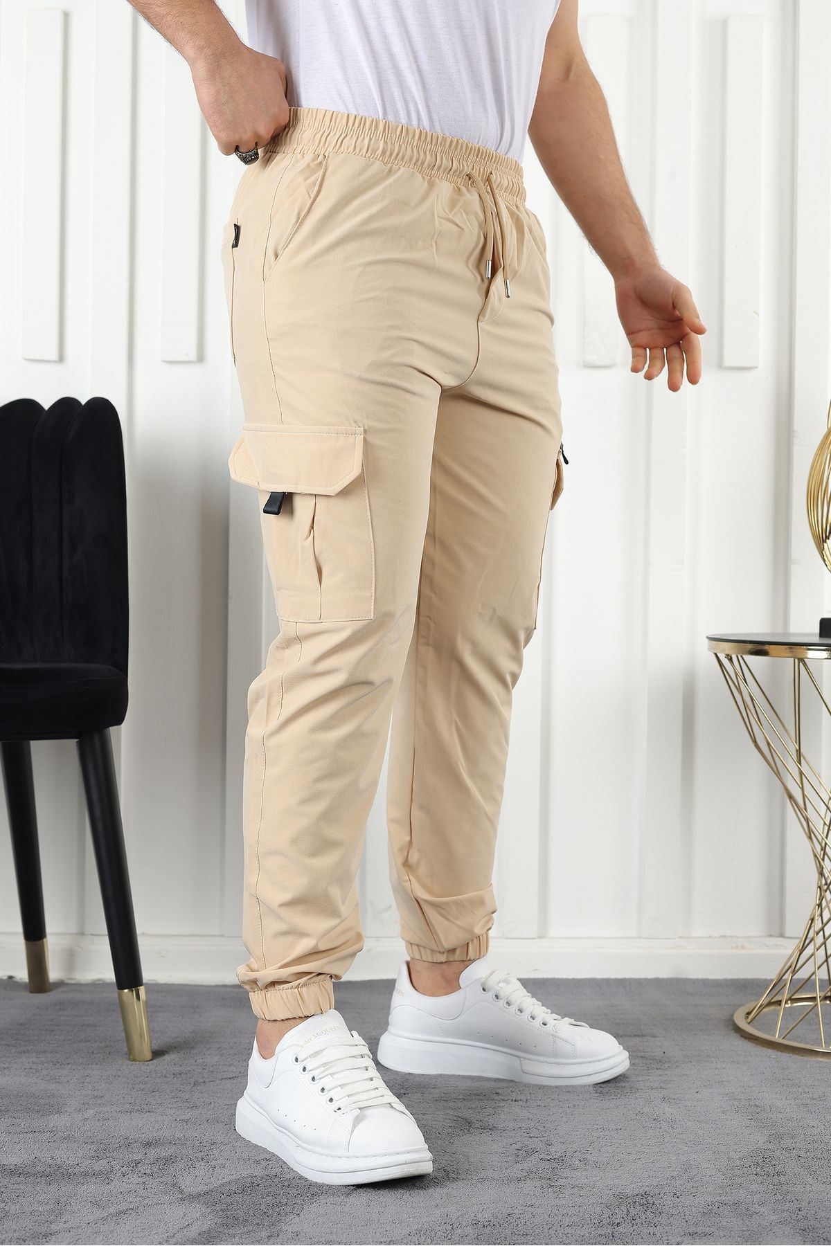 Erkek Kargo Cepli Fermuar Detaylı Jogger Bej Paraşüt Pantolon