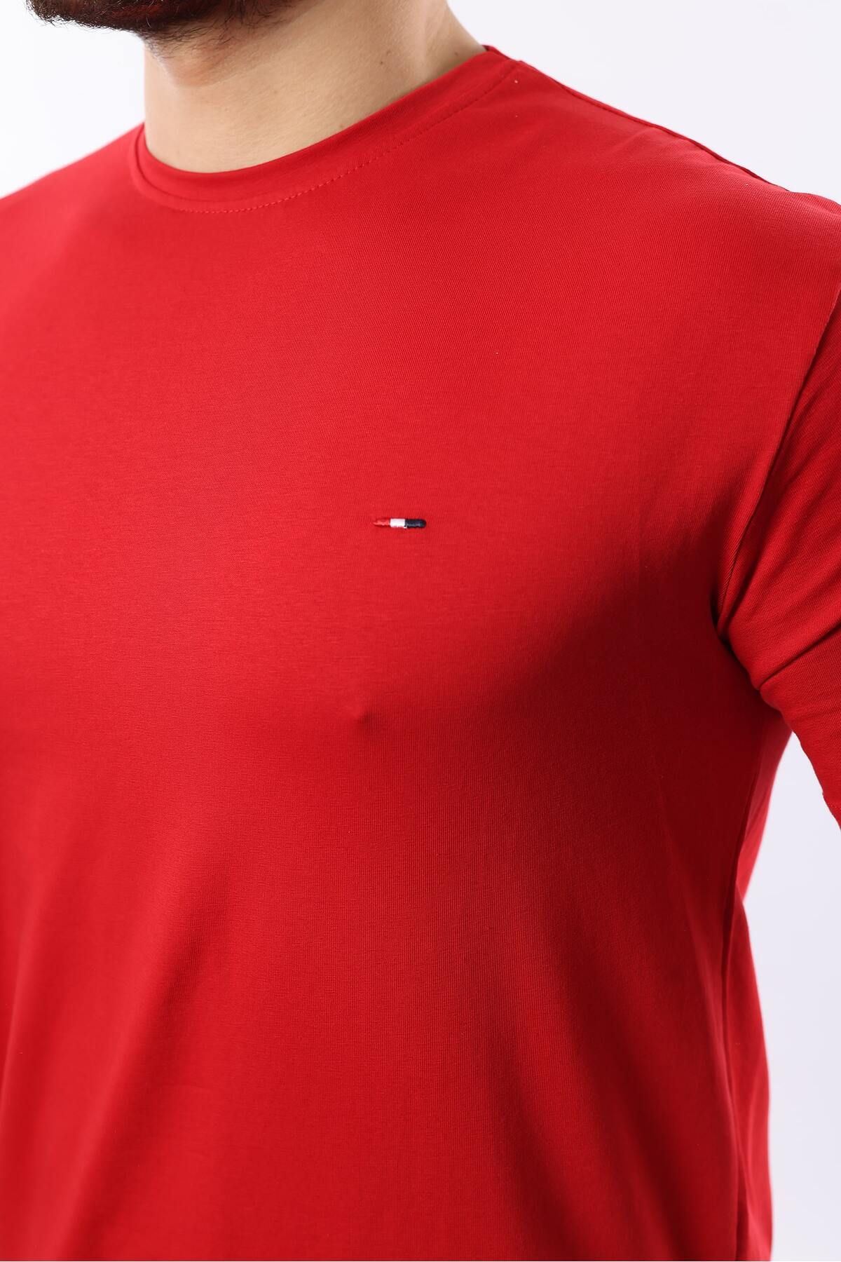 Erkek Slim Fit T-Shirt