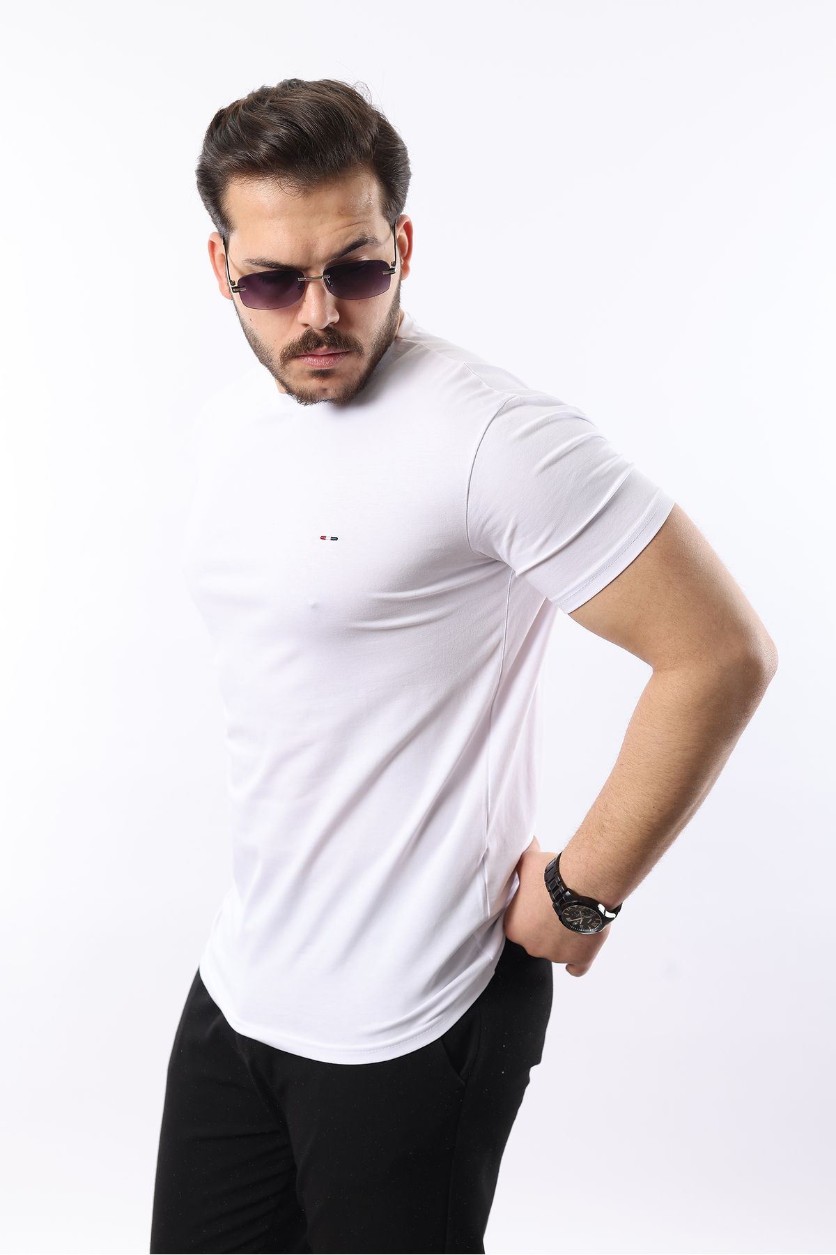 Erkek Slim Fit T-Shirt