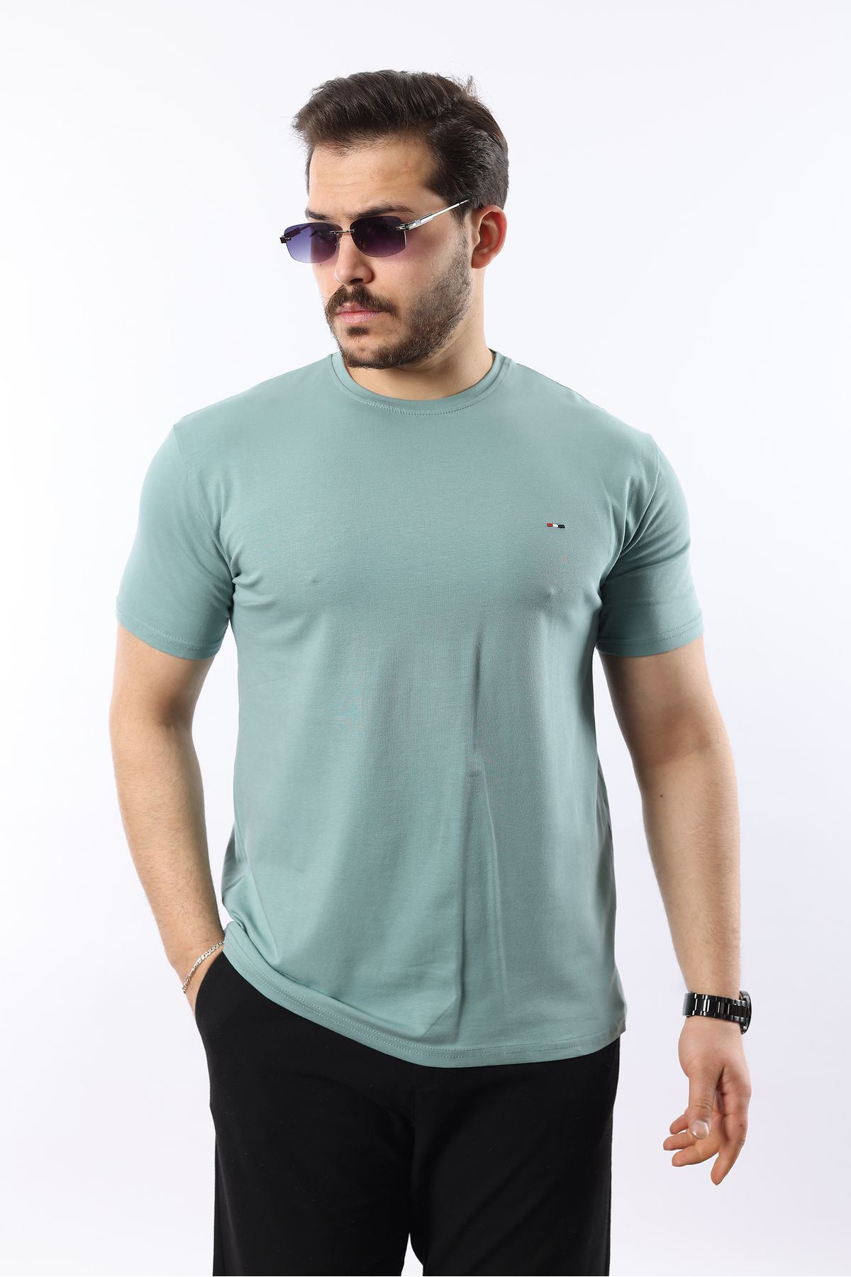 Erkek Slim Fit T-Shirt