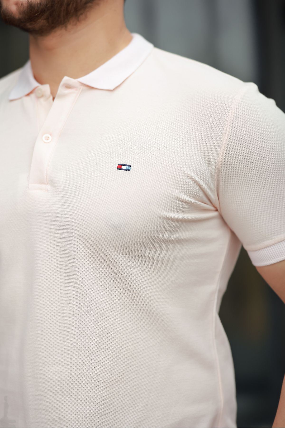 Erkek Kıvrılmaz Polo Yaka Cepsiz Slim Fit Dar Kesim T-Shirt