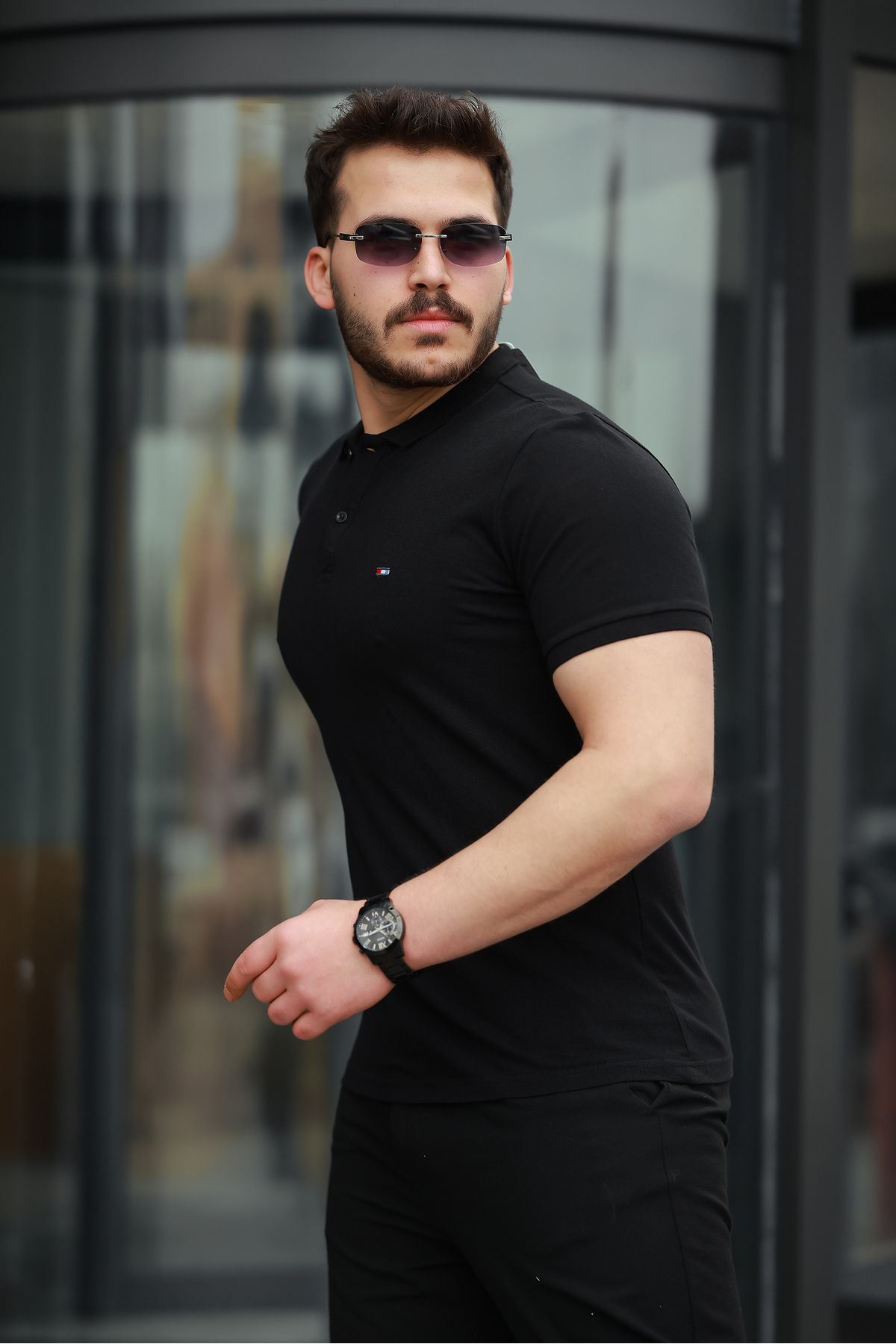 Erkek Kıvrılmaz Polo Yaka Cepsiz Slim Fit Dar Kesim T-Shirt