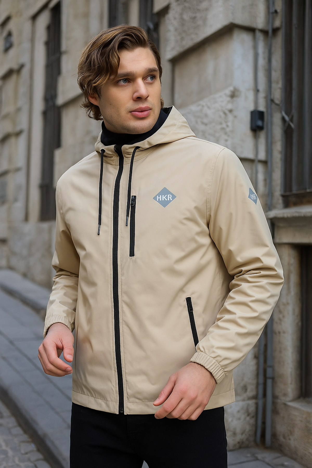 Erkek Astarlı Bol Cepli Taş Rüzgarlık & Yağmurluk