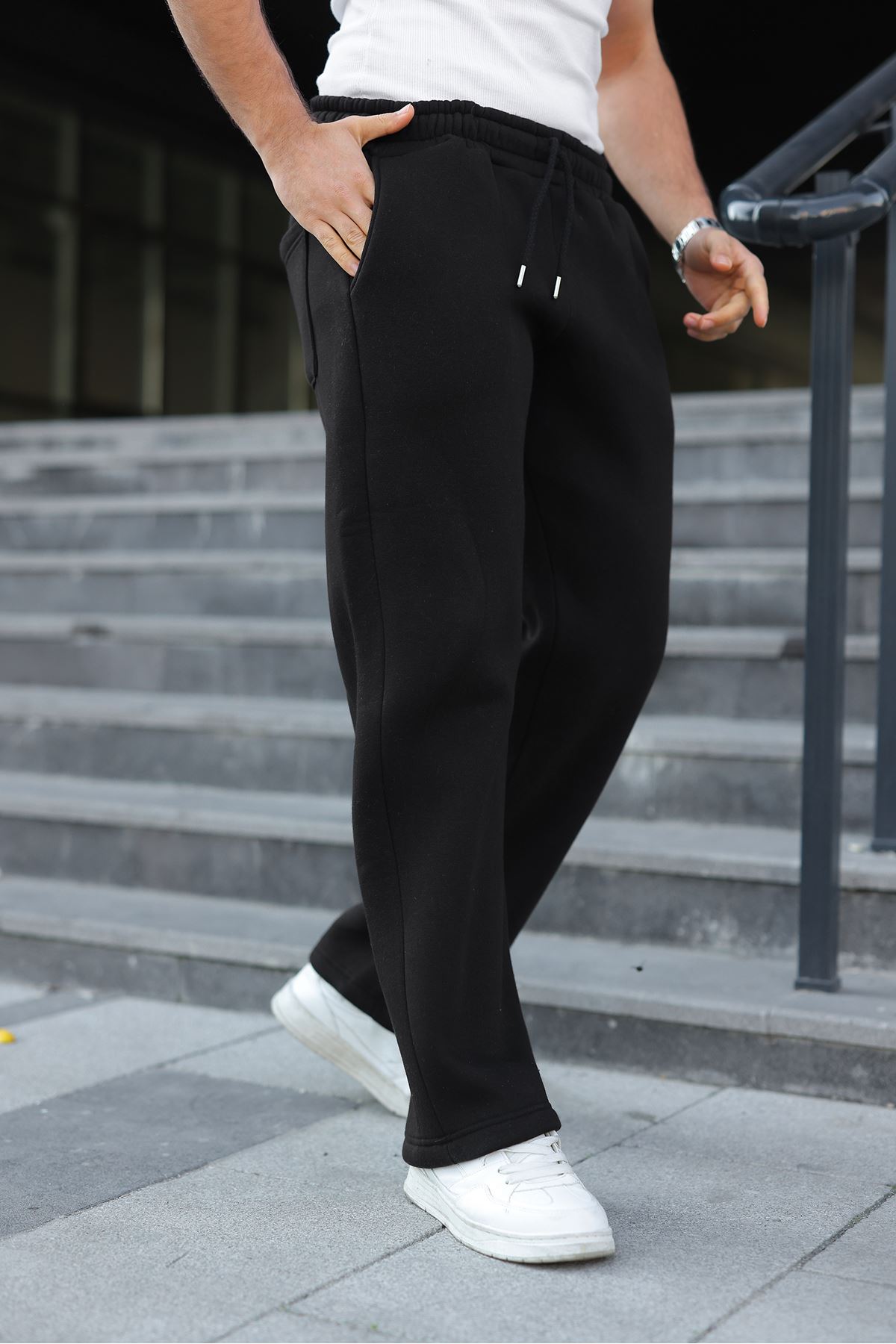 Erkek Bol Paça Beli Lastikli Siyah Eşofman Altı