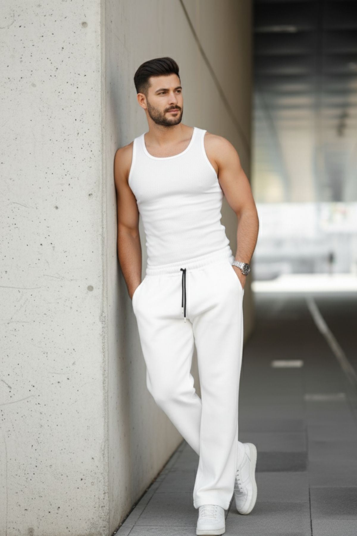 Erkek Bol Paça Beli Lastikli Beyaz Eşofman Altı