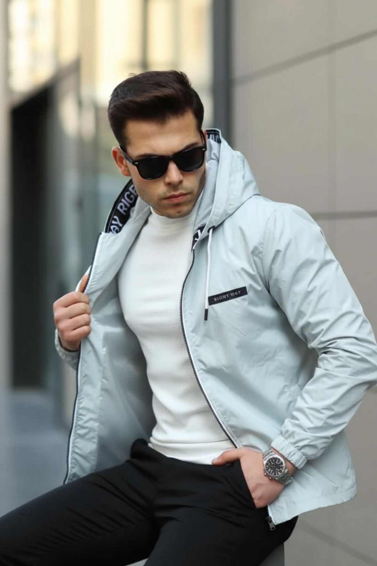 Erkek Fermuarlı Kapşonlu Gri Rüzgarlık & Yağmurluk