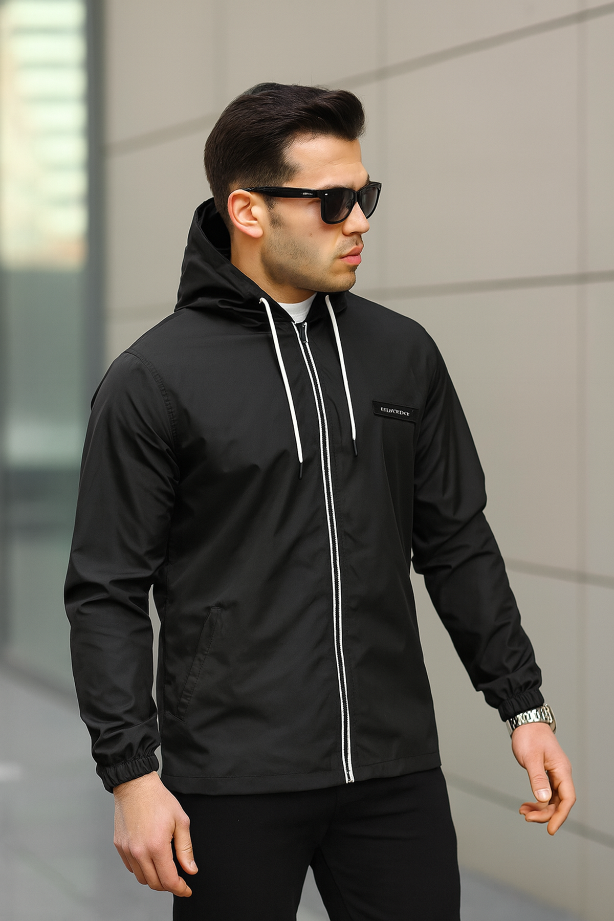 Erkek Fermuarlı Kapşonlu Siyah Rüzgarlık & Yağmurluk