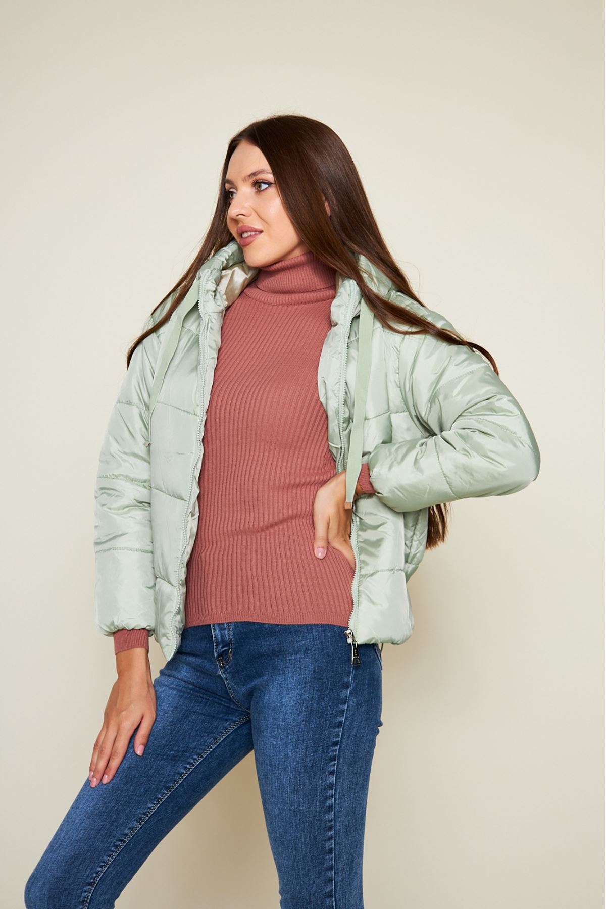 Kadın Kışlık Cepli Basic Kapüşonlu Mint Şişme Mont