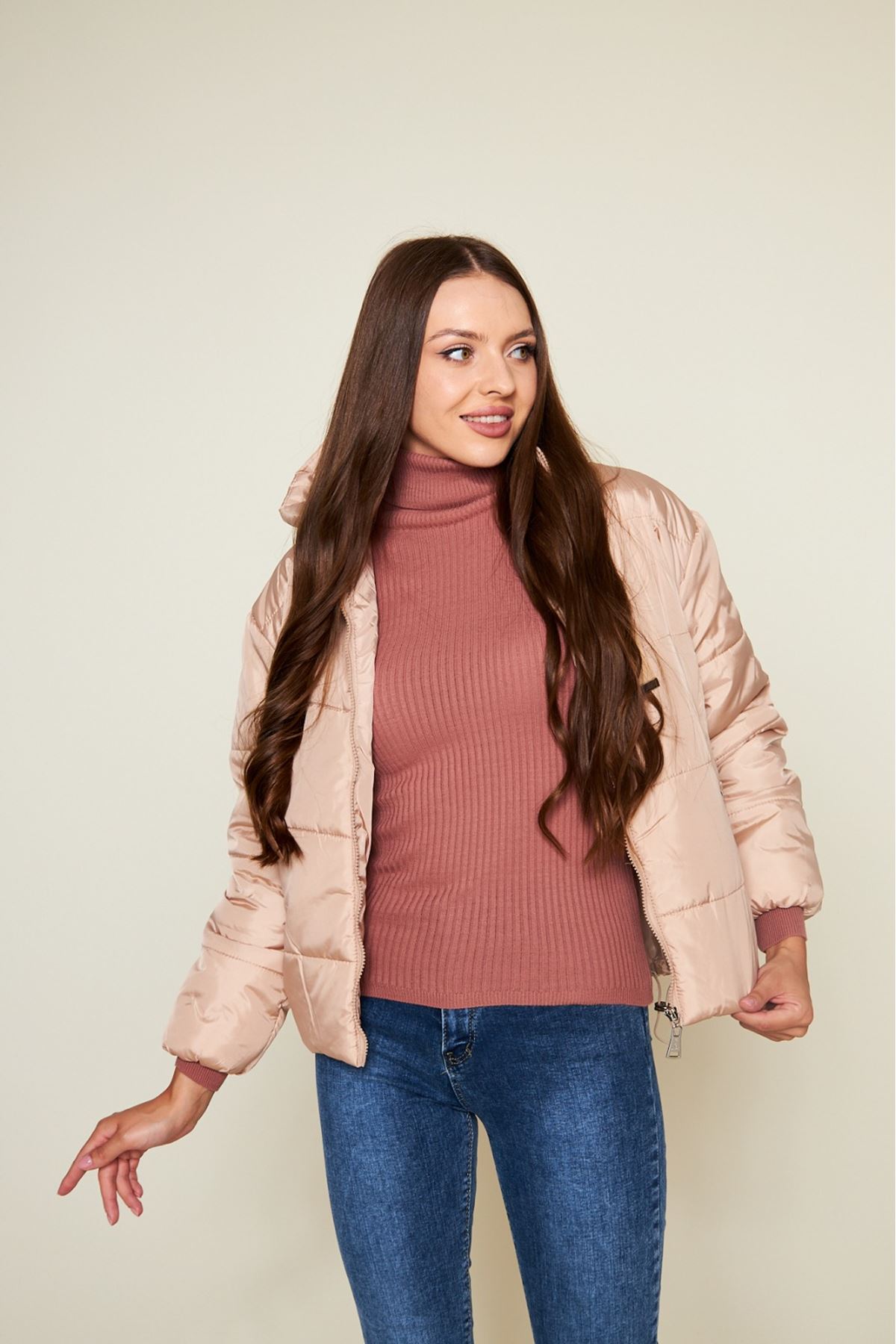 Kadın Kışlık Cepli Basic Kapüşonlu Pudra Şişme Mont