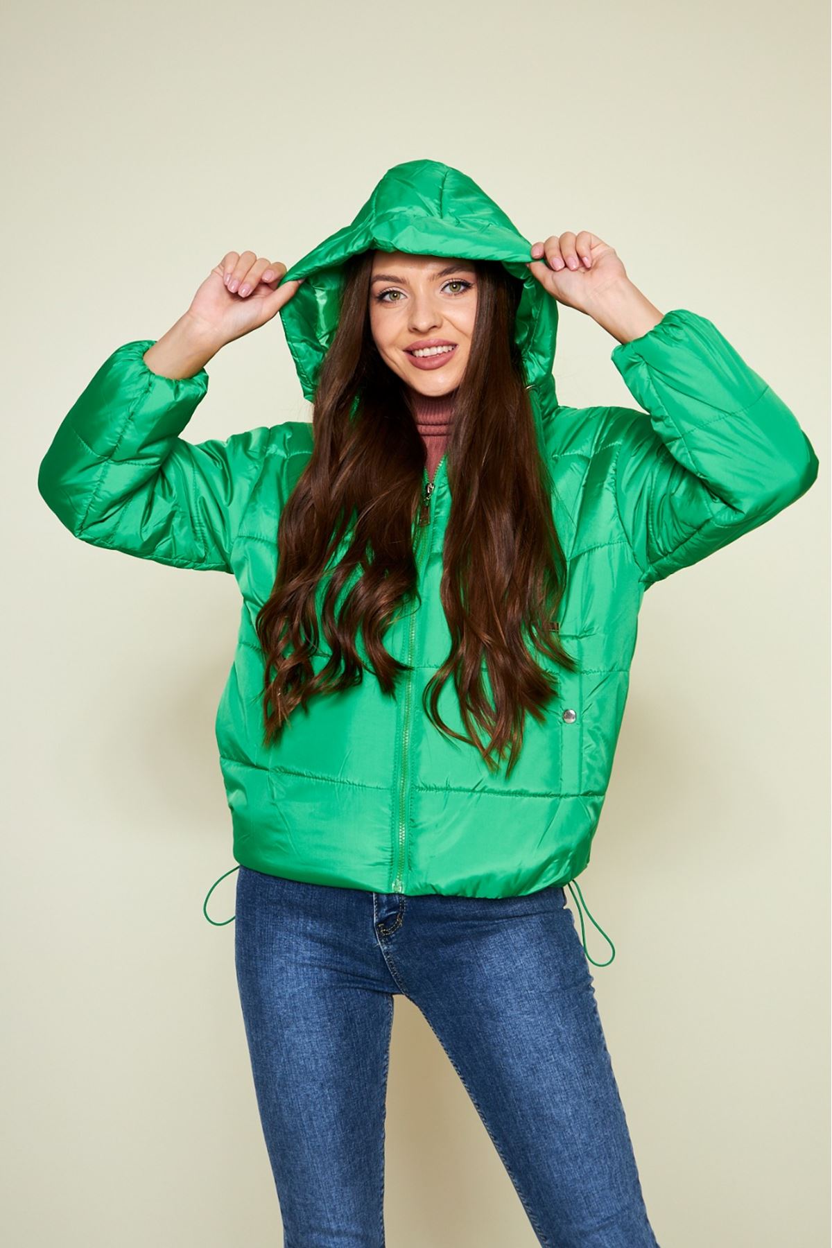 Kadın Kışlık Cepli Basic Kapüşonlu Zümrüt Şişme Mont