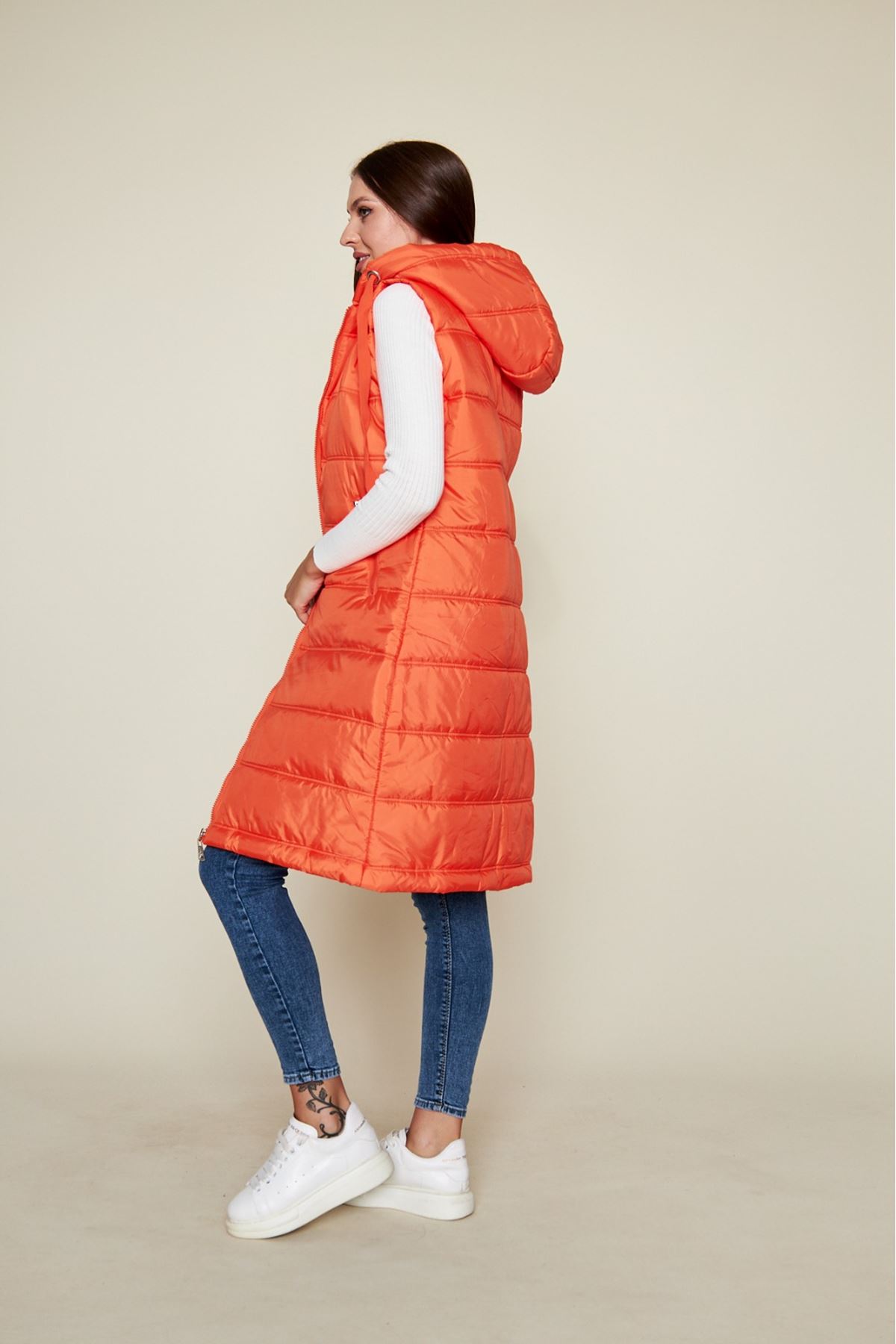 Kadın Kışlık Uzun Kapşonlu Kırmızı Kapitone Şişme Yelek