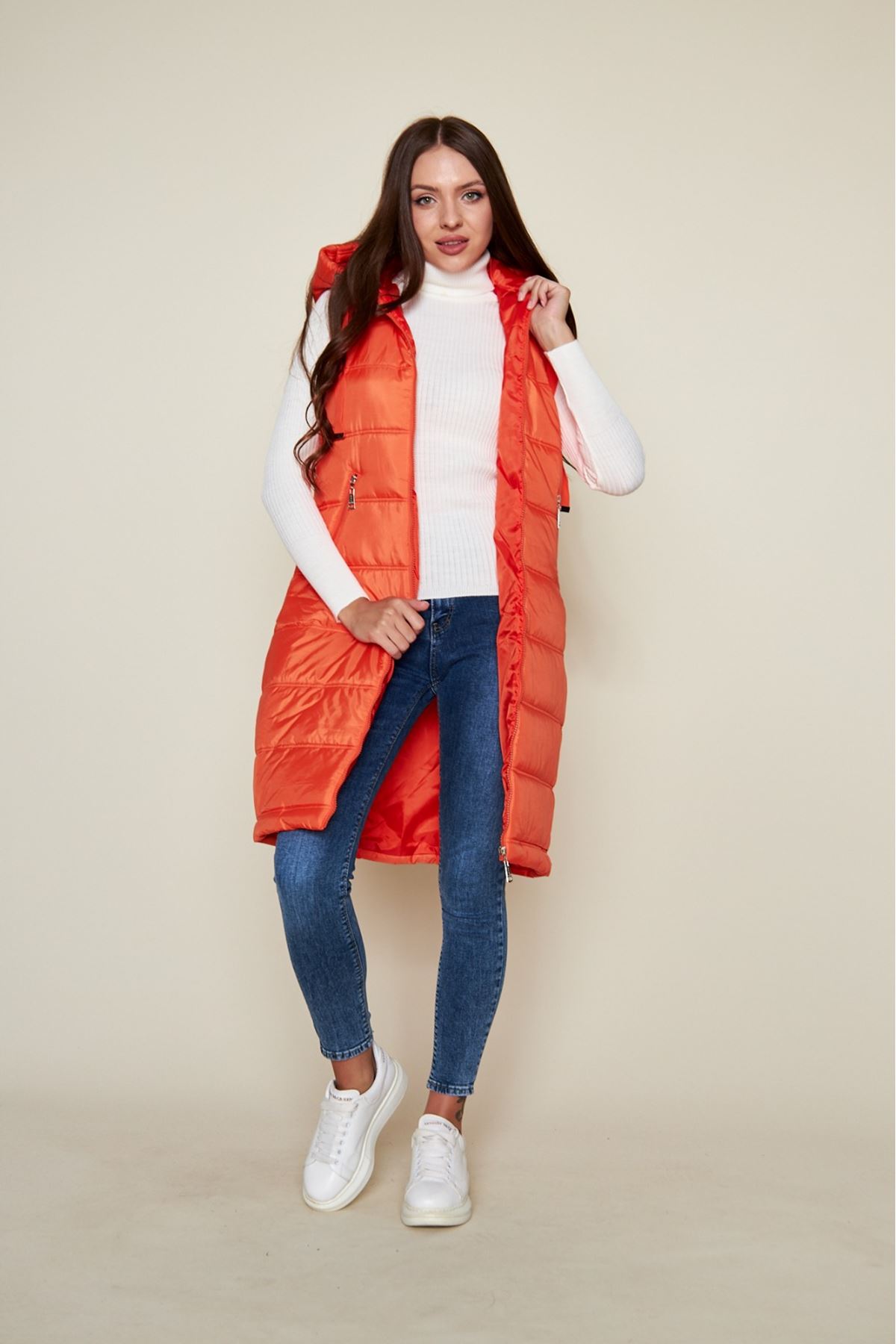 Kadın Kışlık Uzun Kapşonlu Kırmızı Kapitone Şişme Yelek