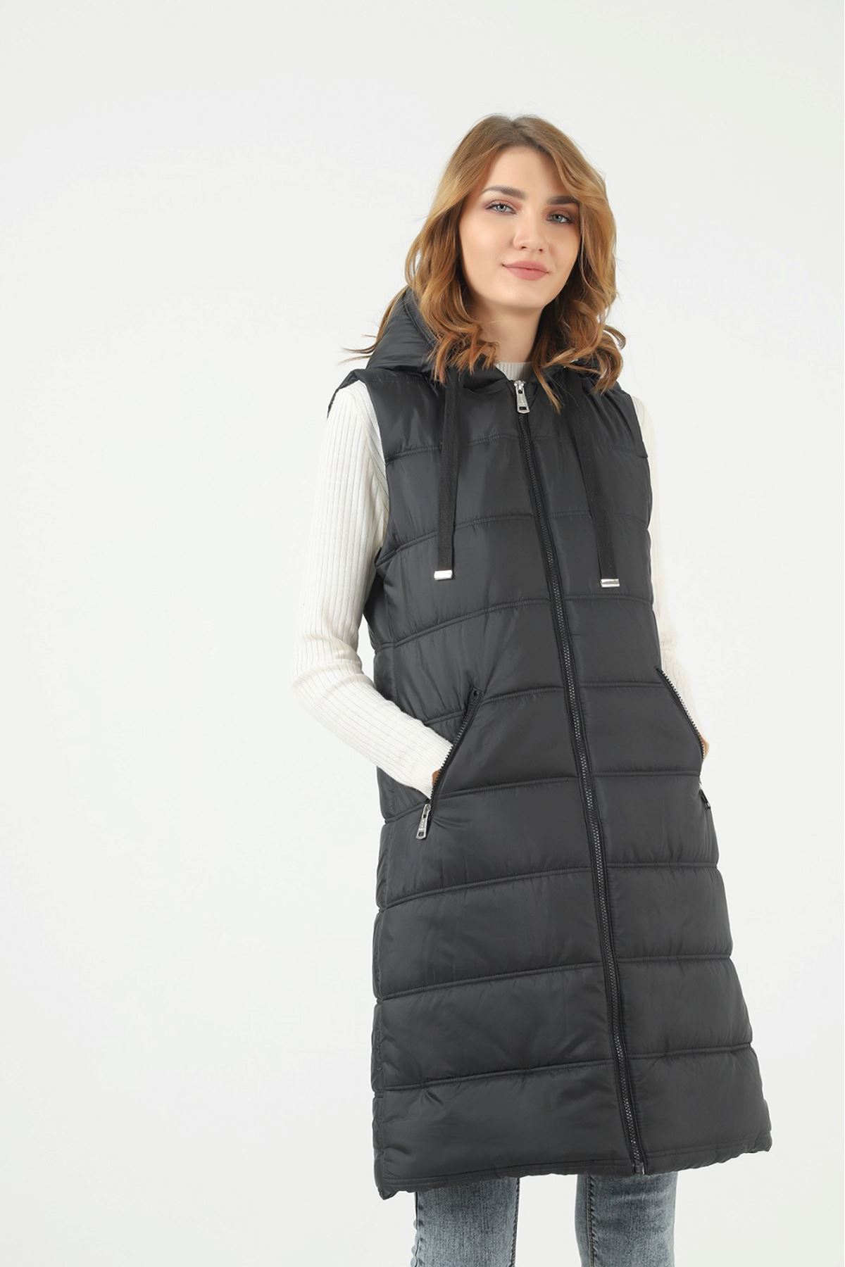 Kadın Uzun Kışlık Kapşonlu Siyah Kapitone Şişme Yelek