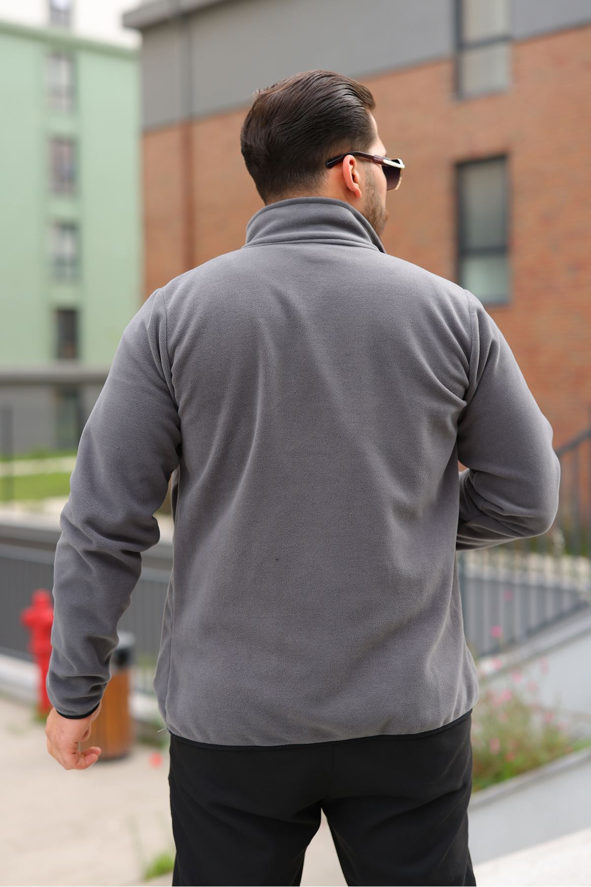 Erkek Kışlık Trend Fermuarlı Cepli Füme Polar Hırka