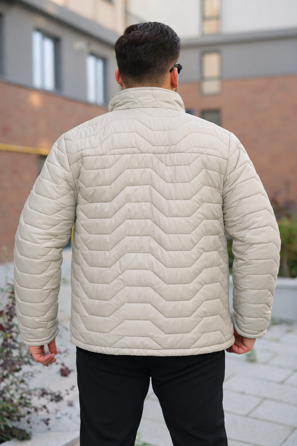 Erkek Kışlık Fermuarlı Günlük Kapitone Krem Şişme Mont