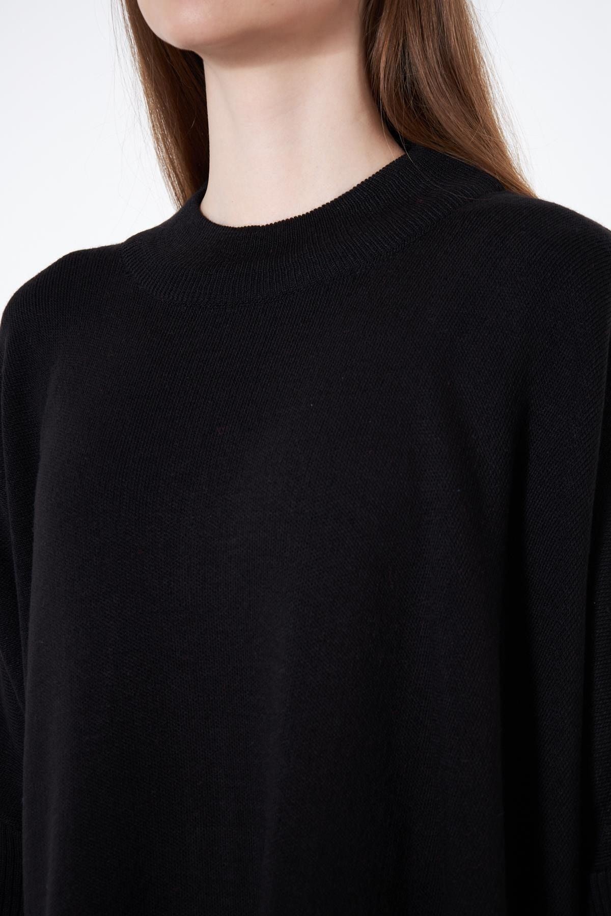 Kadın Yandan Yırtmaçlı Oversize Panço Kazak