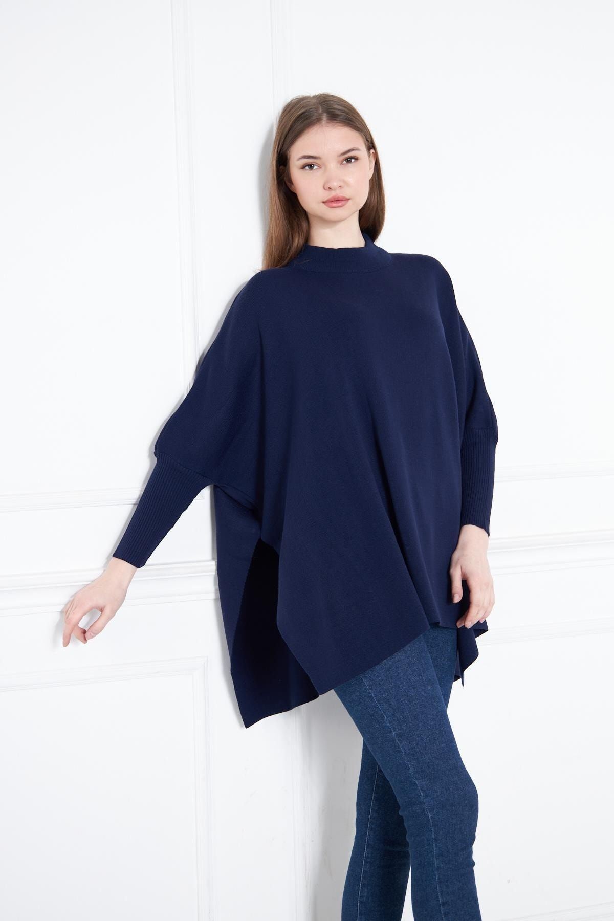 Kadın Yandan Yırtmaçlı Oversize Panço Kazak