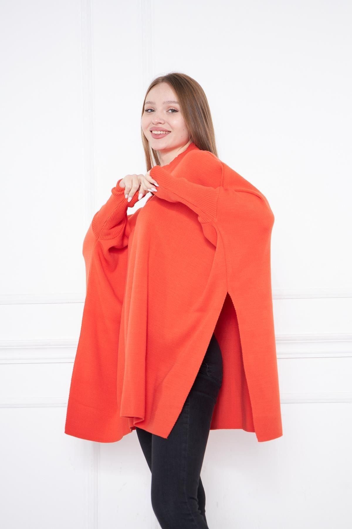 Kadın Yandan Yırtmaçlı Oversize Panço Kazak