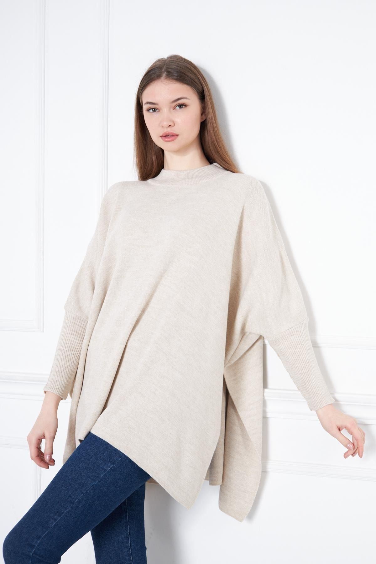 Kadın Yandan Yırtmaçlı Oversize Panço Kazak