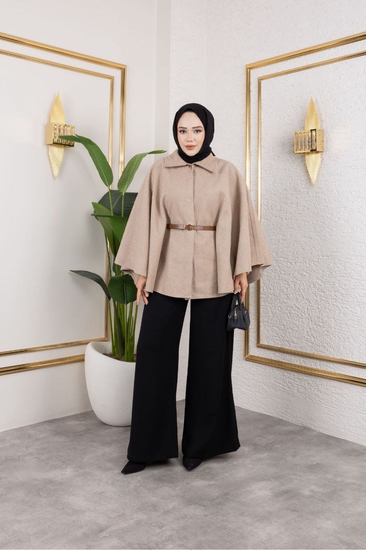 Kadın Kışlık Trend Kemerli Vizon Kaşe Kısa Kaban