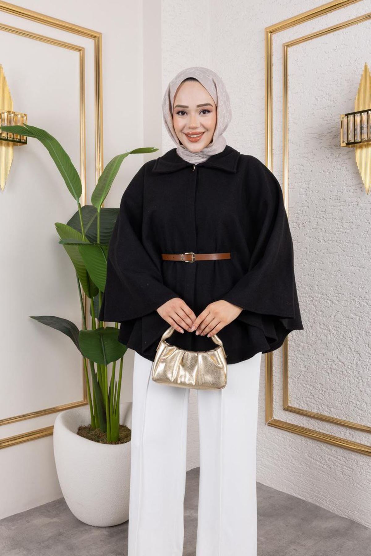 Kadın Kışlık Trend Kemerli Siyah Kaşe Kısa Kaban