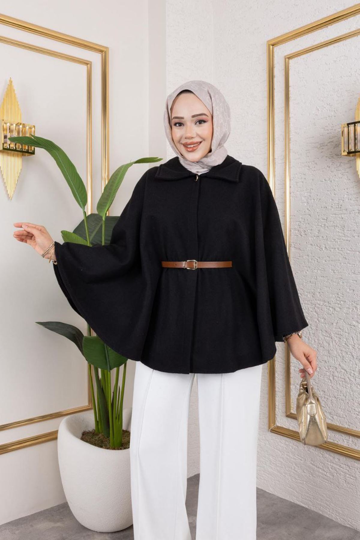 Kadın Kışlık Trend Kemerli Siyah Kaşe Kısa Kaban