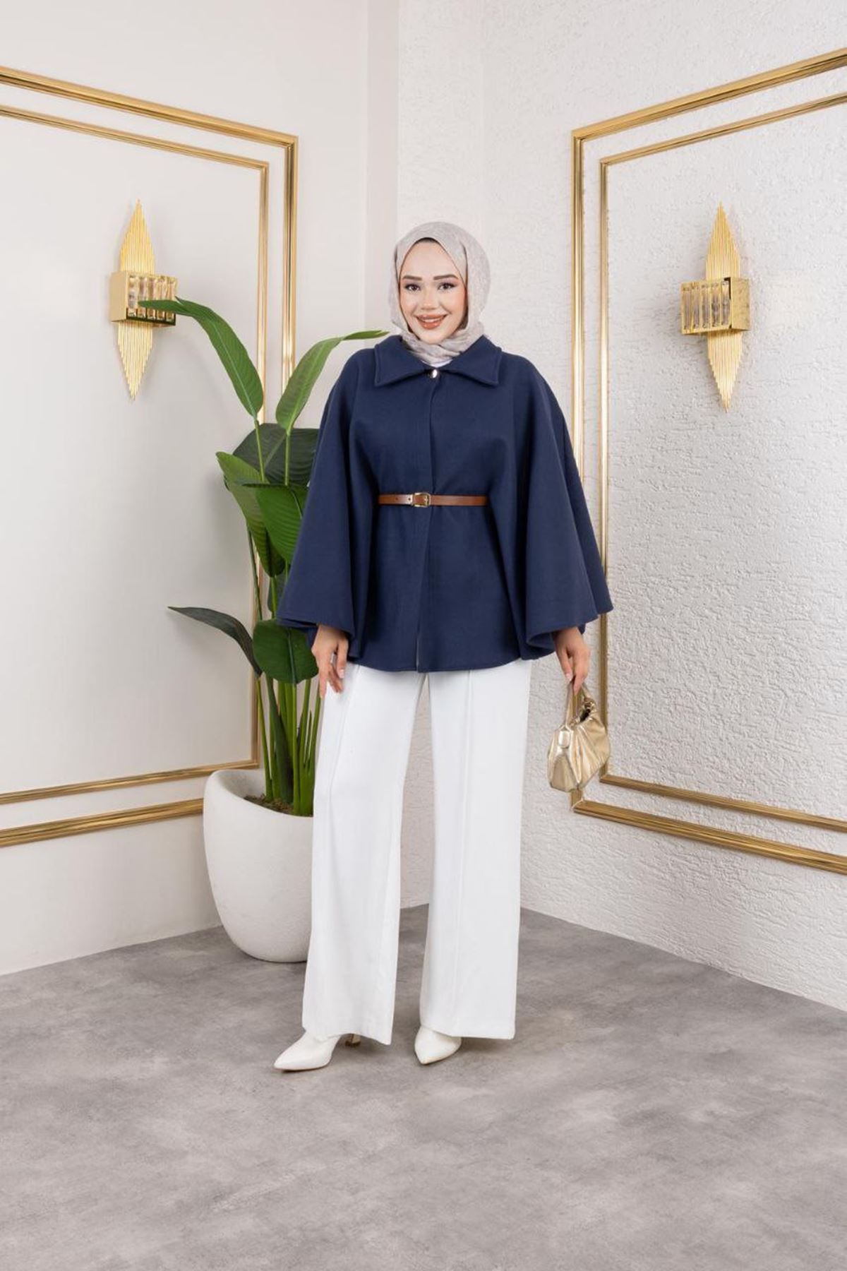 Kadın Kışlık Trend Kemerli Lacivert Kaşe Kısa Kaban