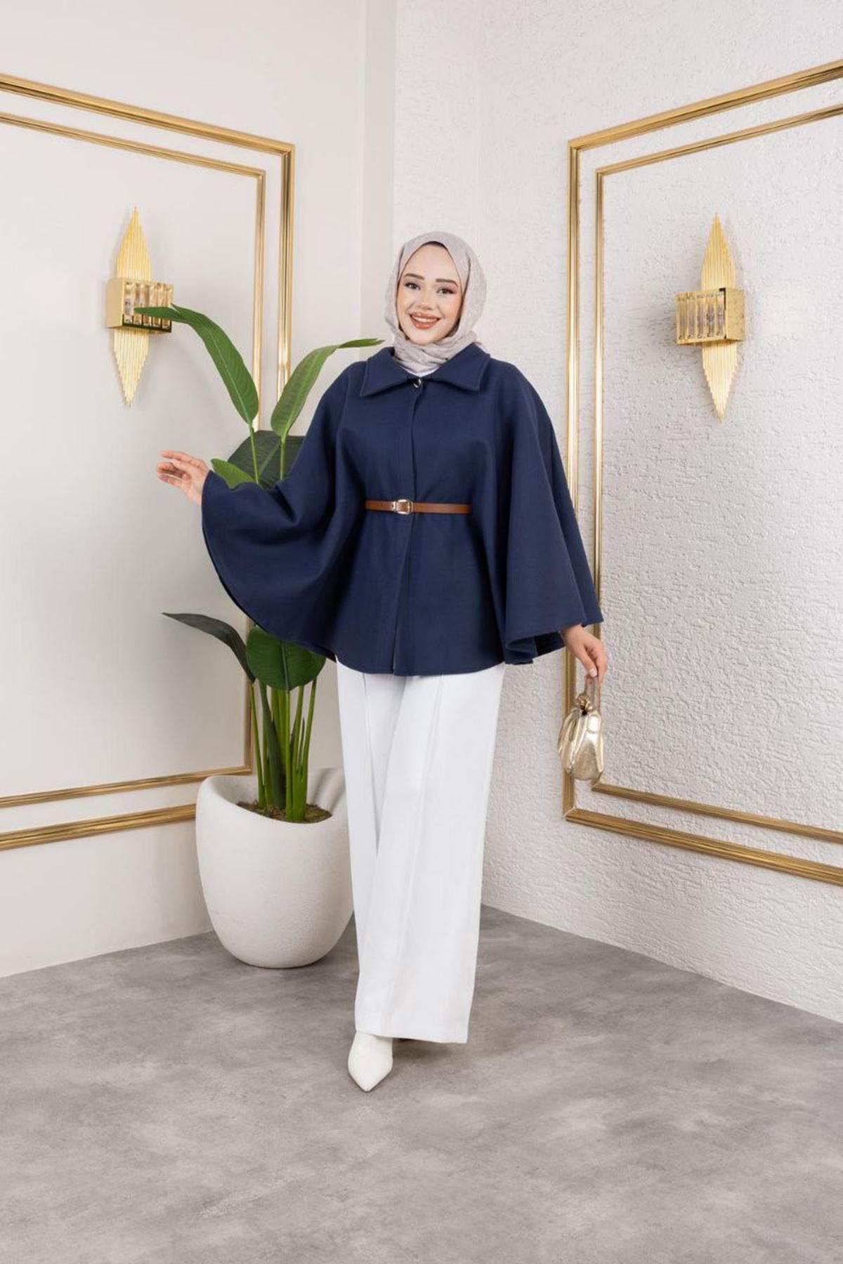 Kadın Kışlık Trend Kemerli Lacivert Kaşe Kısa Kaban