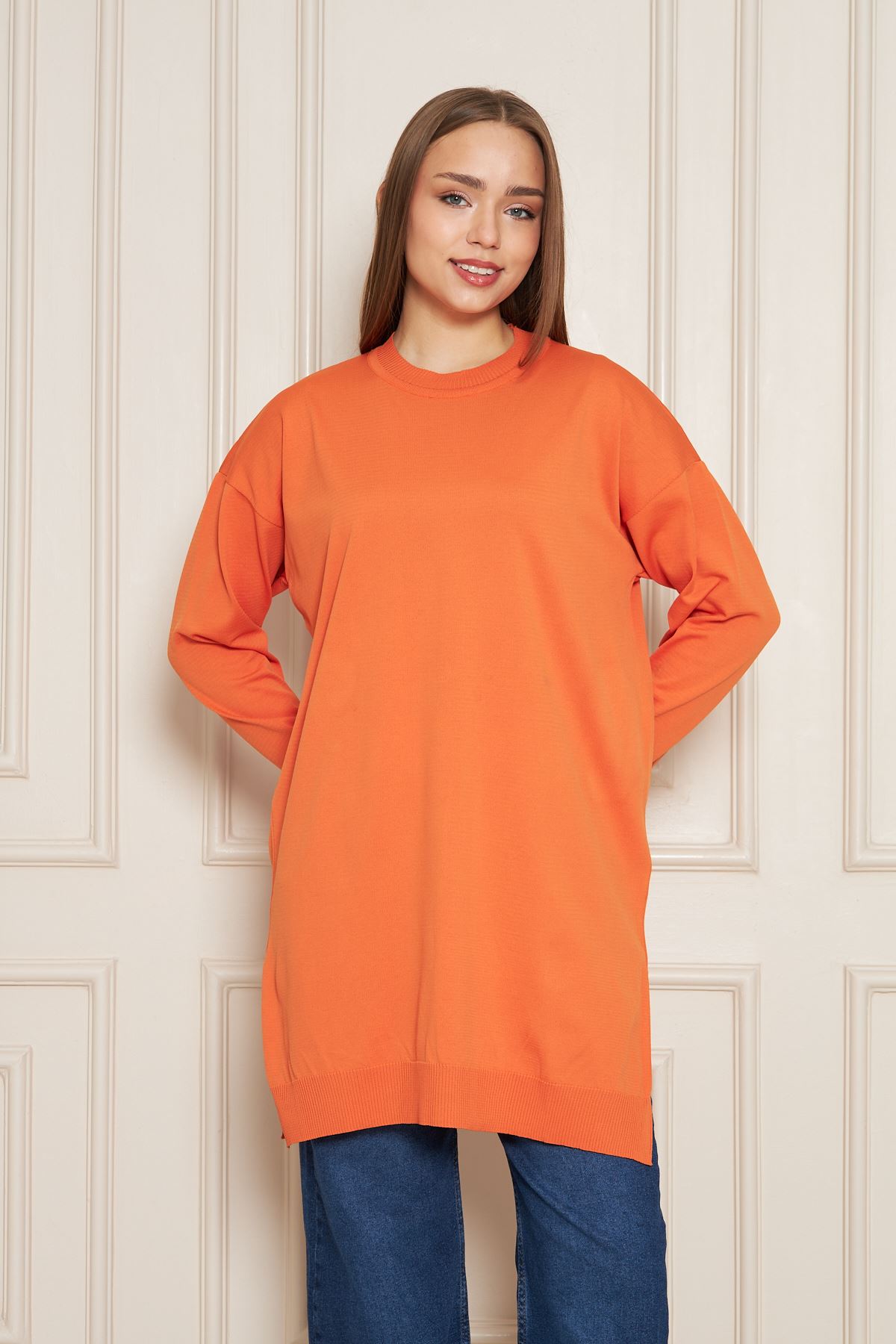 Kadın Bisiklet Yaka Yırtmaçlı Oversize Turuncu Triko Kazak