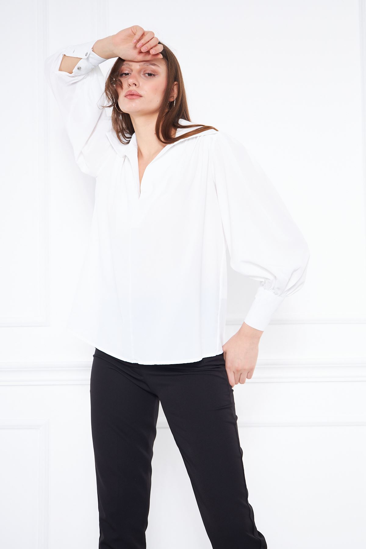 Kadın Trend Balon Kol Oversize Beyaz Şık Bluz Gömlek