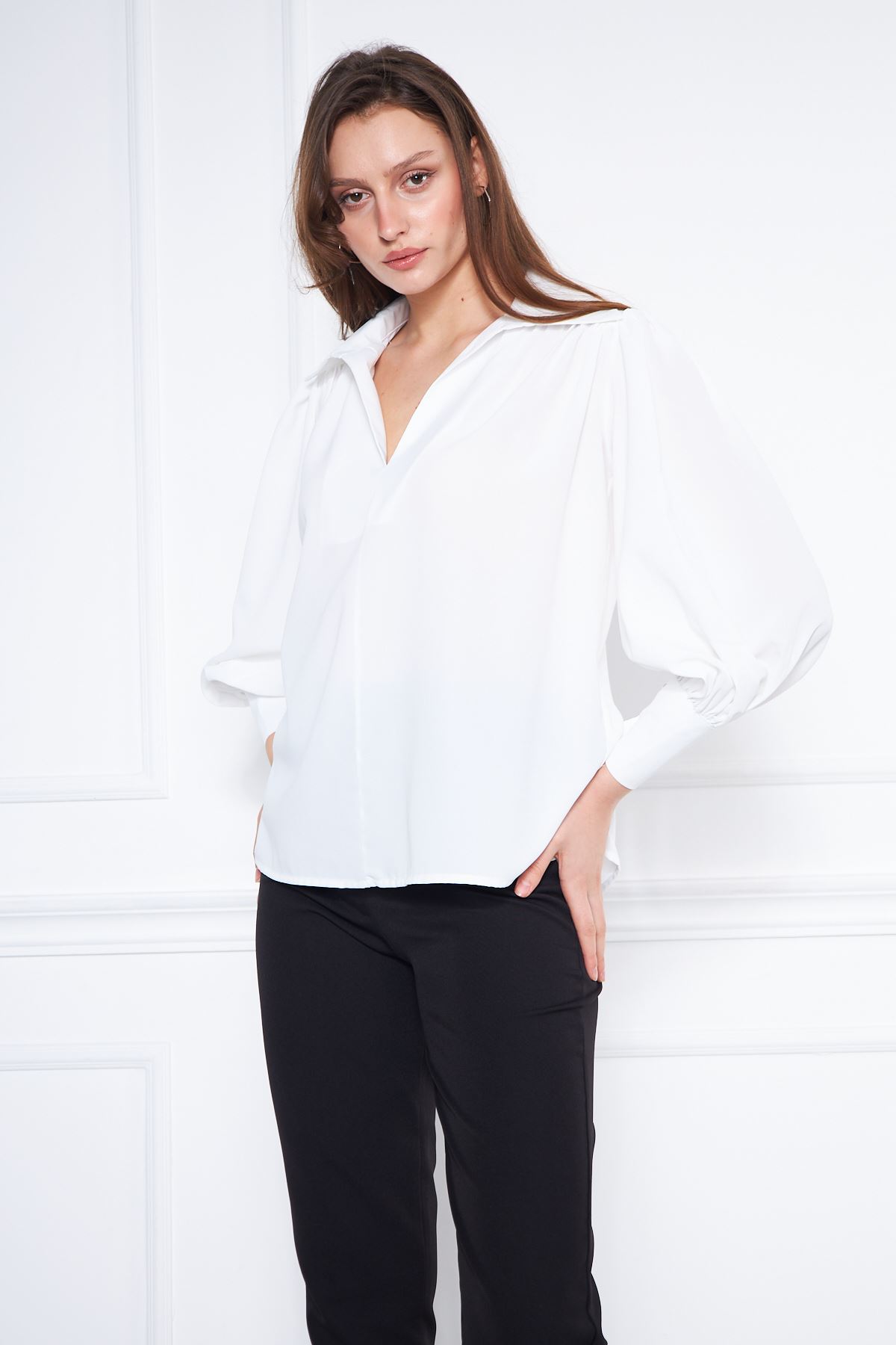Kadın Trend Balon Kol Oversize Beyaz Şık Bluz Gömlek