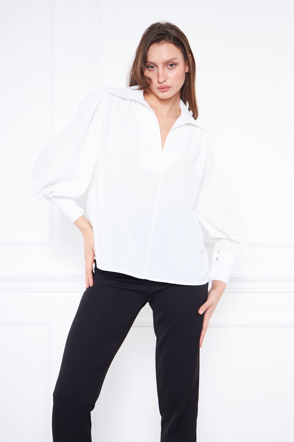 Kadın Trend Balon Kol Oversize Beyaz Şık Bluz Gömlek