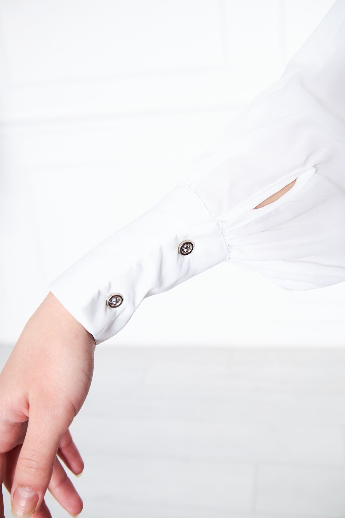 Kadın Trend Balon Kol Oversize Beyaz Şık Bluz Gömlek