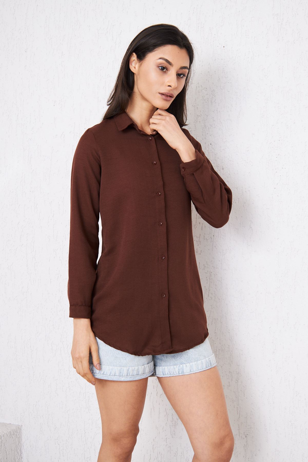 Kadın Uzun Kollu Düğmeli Basic Kahve Tunik Gömlek