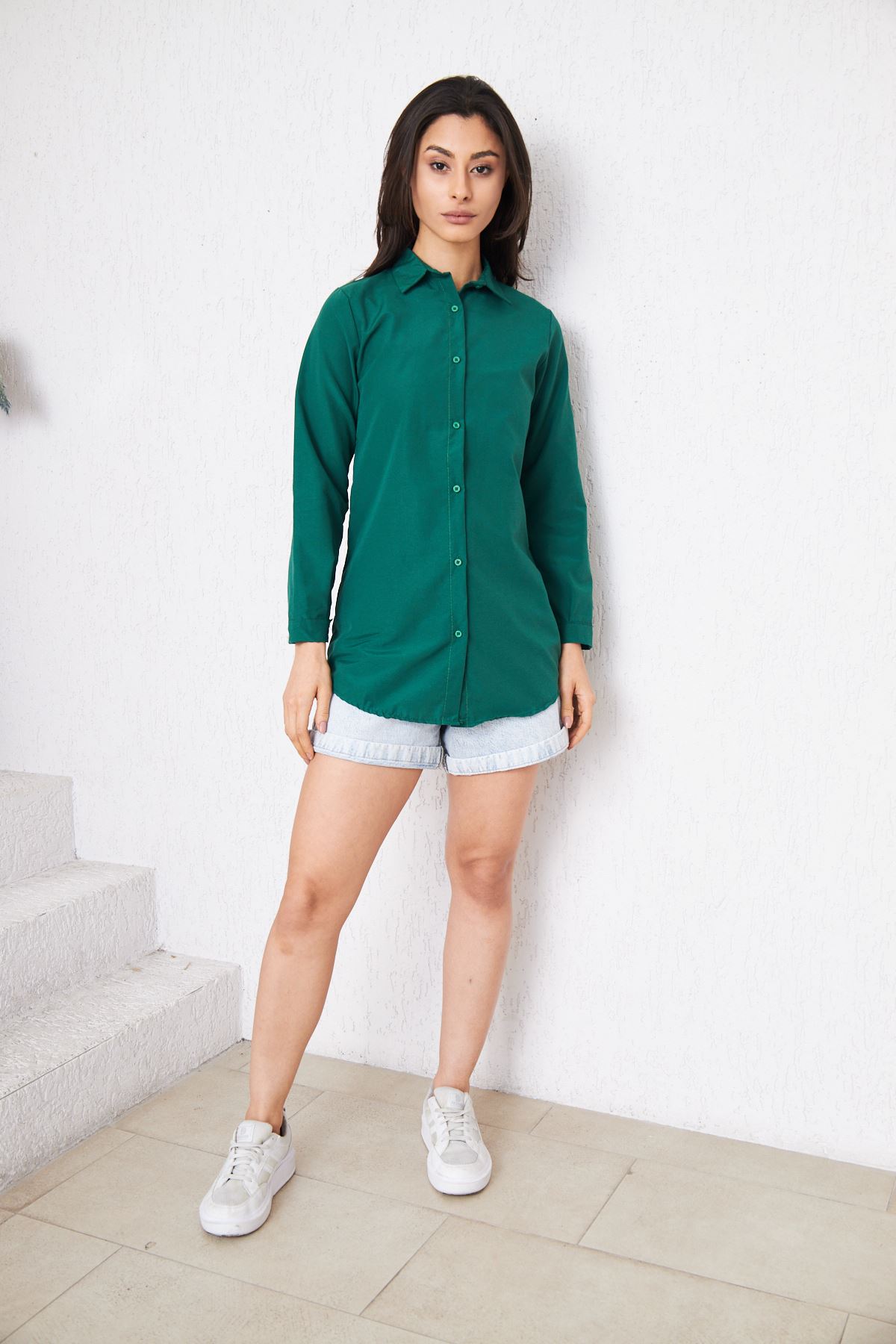 Kadın Uzun Kollu Düğmeli Basic Yeşil Tunik Gömlek