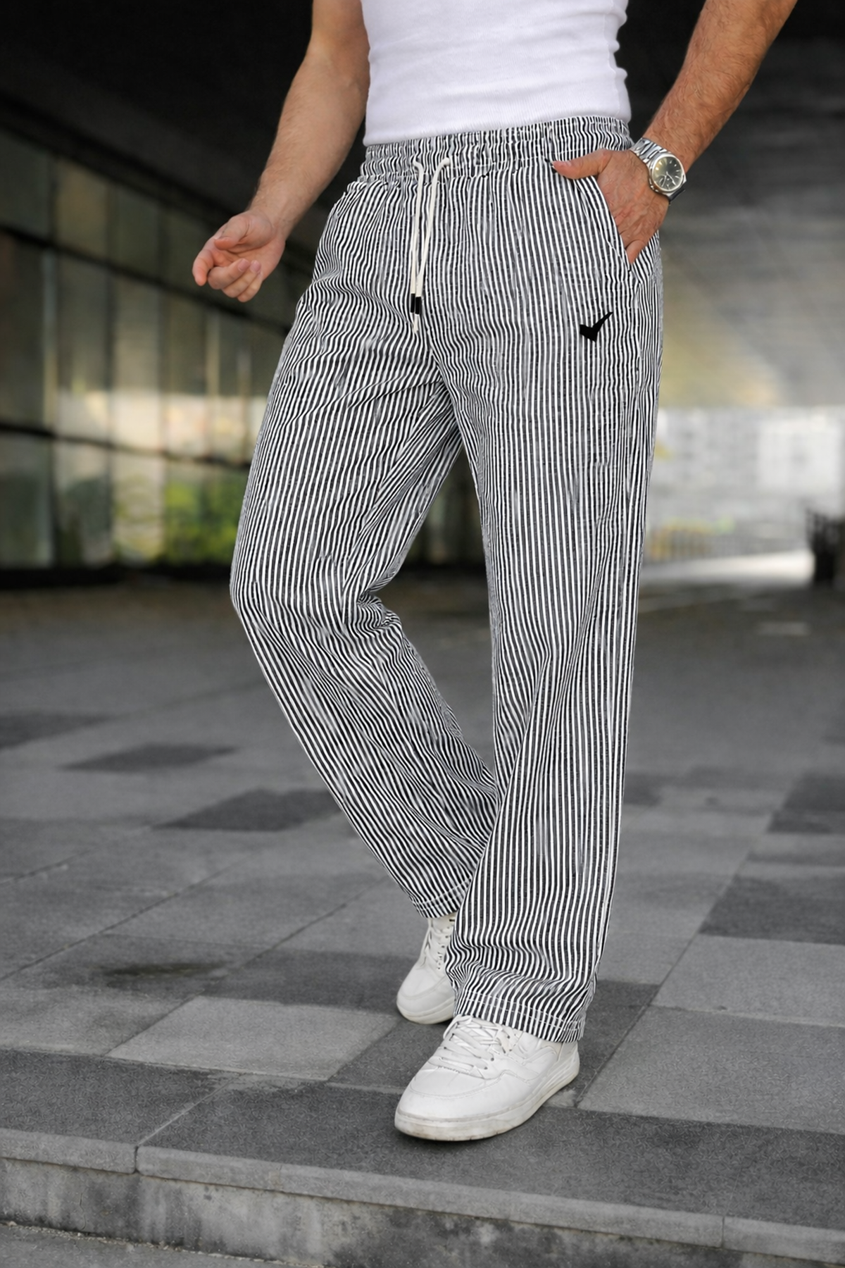 Erkek Trend Lastikli Çizgili Bol Füme Eşofman Altı