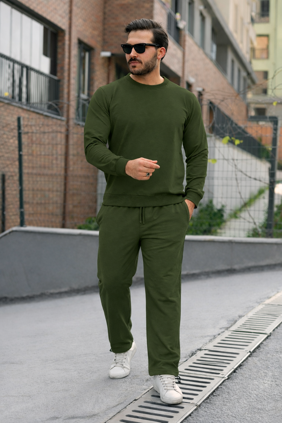 Erkek Pamuklu Bisiklet Yaka Dar Haki Eşofman Takımı