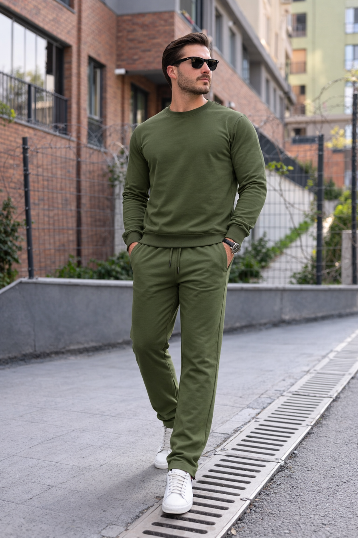 Erkek Pamuklu Bisiklet Yaka Dar Haki Eşofman Takımı
