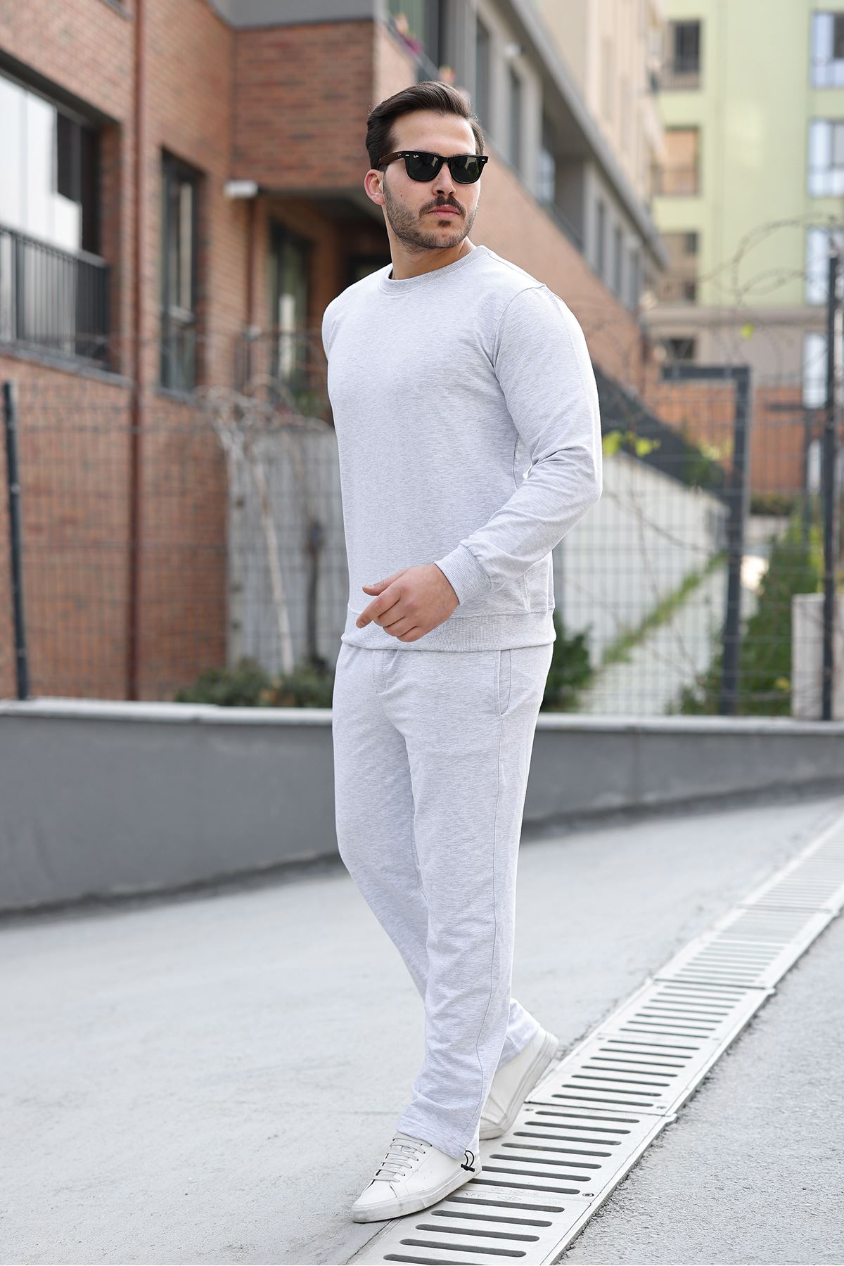 Erkek Pamuklu Bisiklet Yaka Dar A.Gri Eşofman Takımı